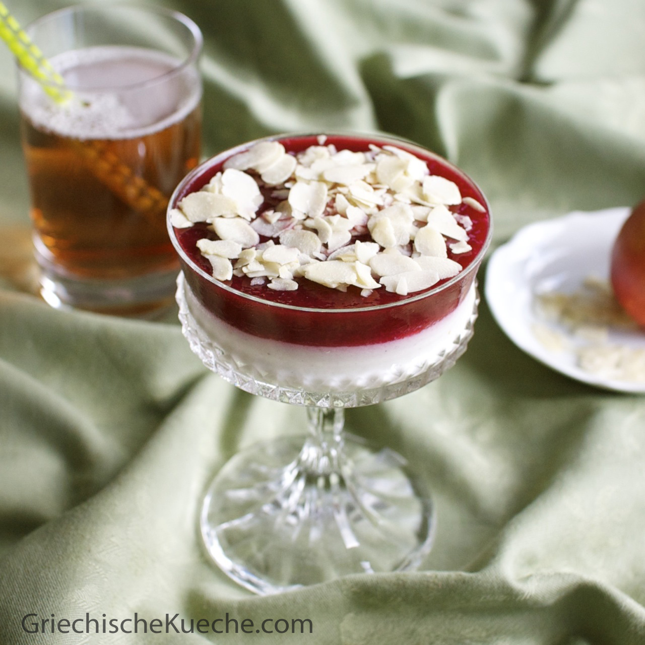 Leichtes Joghurt-Pflaumen Dessert – Griechische Küche
