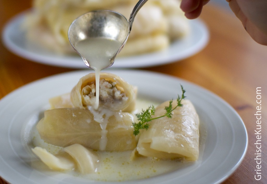 Kohlrouladen mit Hackfleisch und Reis (Lachanodolmades) – Griechische Küche