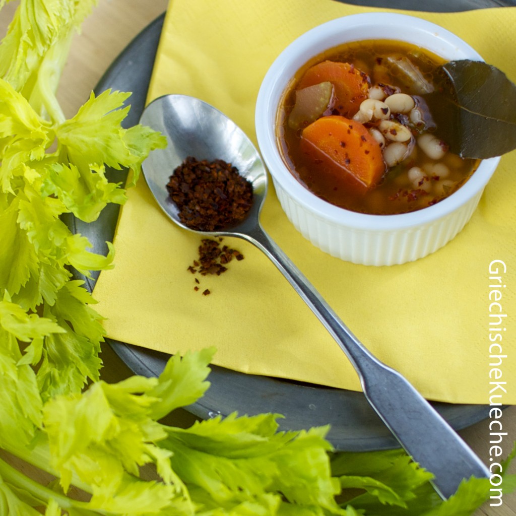 Fassolada (Griechische Bohnensuppe) – Griechische Küche