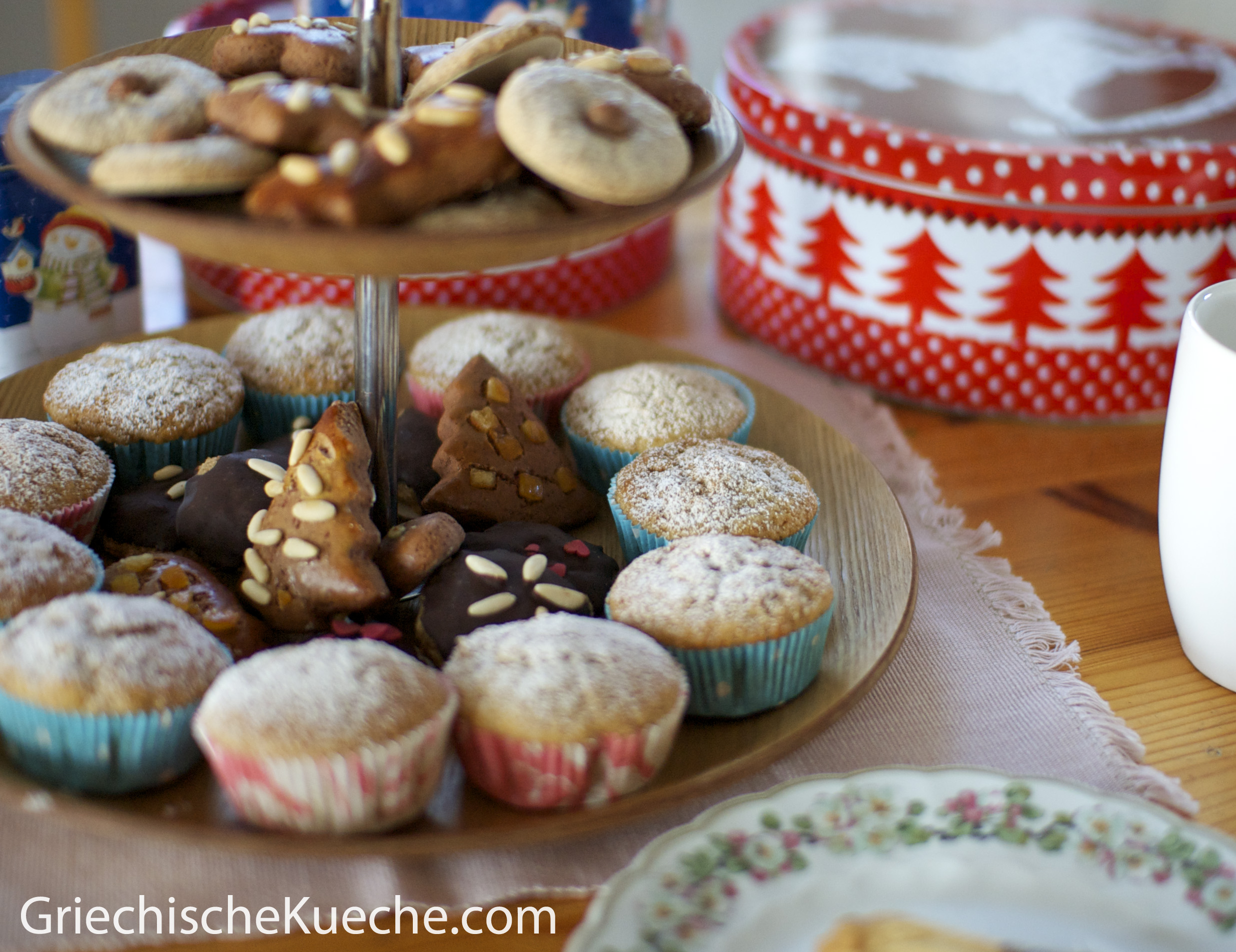 Weihnachtliche Muffins mit Apfelmus und Gewürzen – Griechische Küche